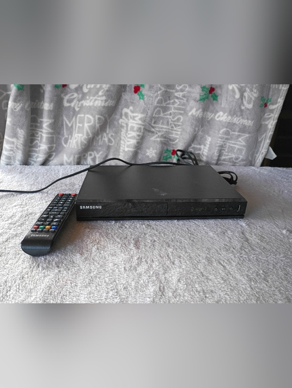 Samsung Black DVD/Blu‑ray Player with Remote